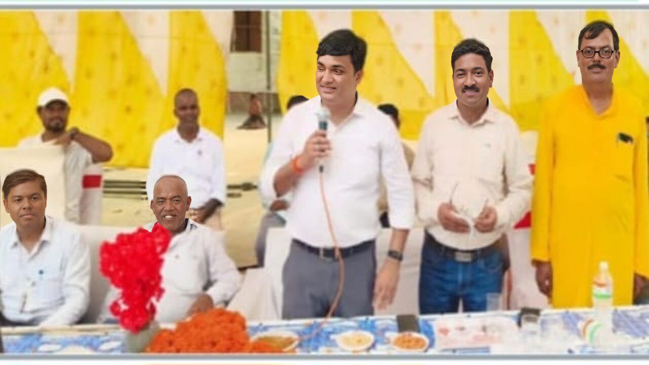 UP News: Students enthusiastically participated and excelled. Sports competitions foster discipline and team spirit.