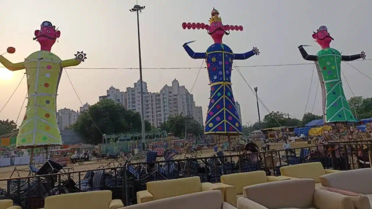 Greater Noida Dussehra News: This year, a 70-foot effigy of Ravana will be burned in Greater Noida, accompanied by colorful, eco-friendly fireworks.