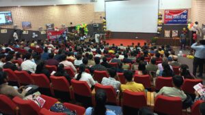 जननायक चंद्रशेखर विश्वविद्यालय, बलिया में अंग्रेजी विभाग के नवप्रवेशित छात्रों का भव्य 