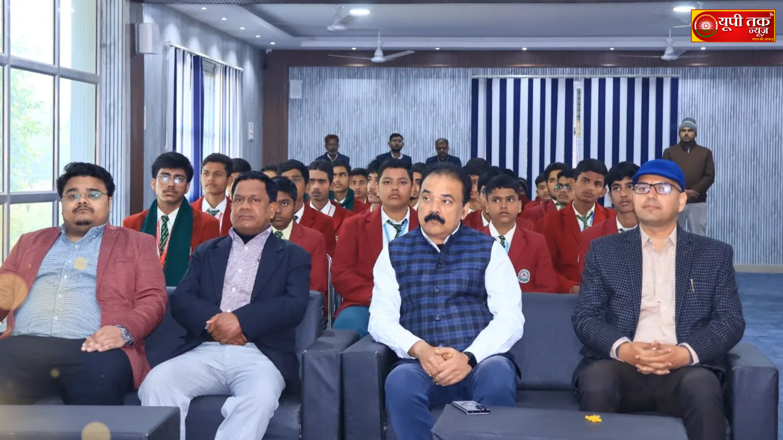 ballia-news-radha-krishna-academy-tanaav-mukt-pariksha-counselling-session-students-success-guidance