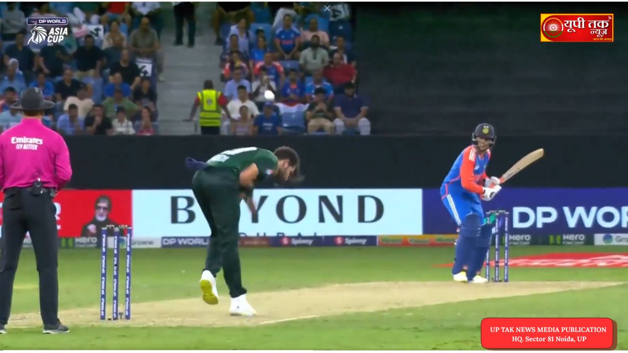 India-Pakistan: हार नहीं सहन कर पा रहा पाकिस्तान, भारत के खिलाफ मिली हार पर प्रशंसक का गुस्सा फूटा, टीवी तोड़ डाली; रोष व्यक्त किया 2 India-Pakistan: Unable to bear defeat, Pakistan fans erupt in anger over defeat against India, break TVs; express anger